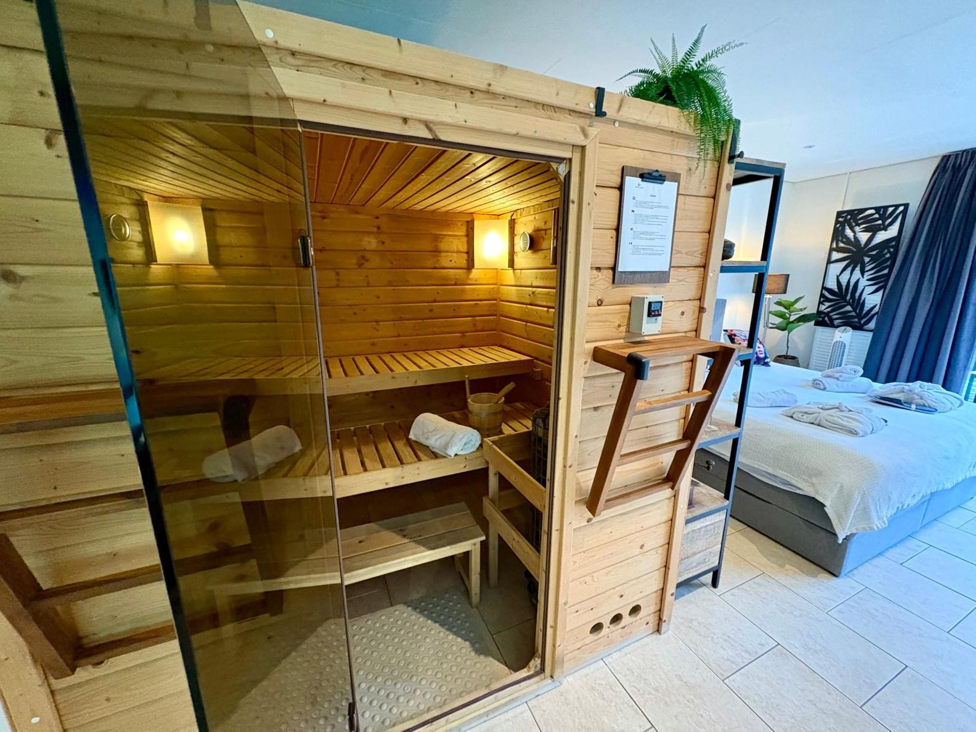 B&B Wellness Soest Exterior photo